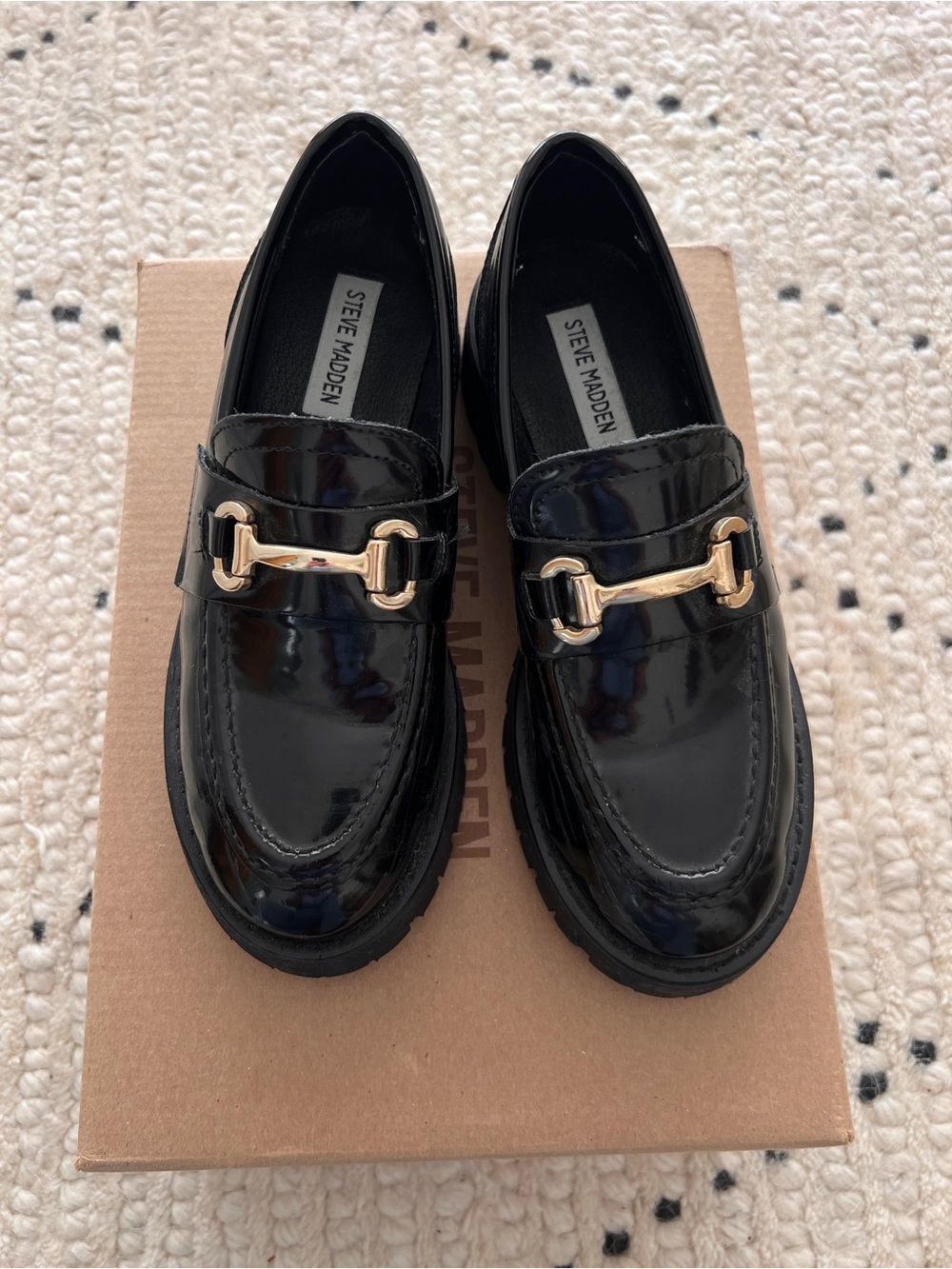 Steve Madden Black Patent Loafers chunky heel size 6